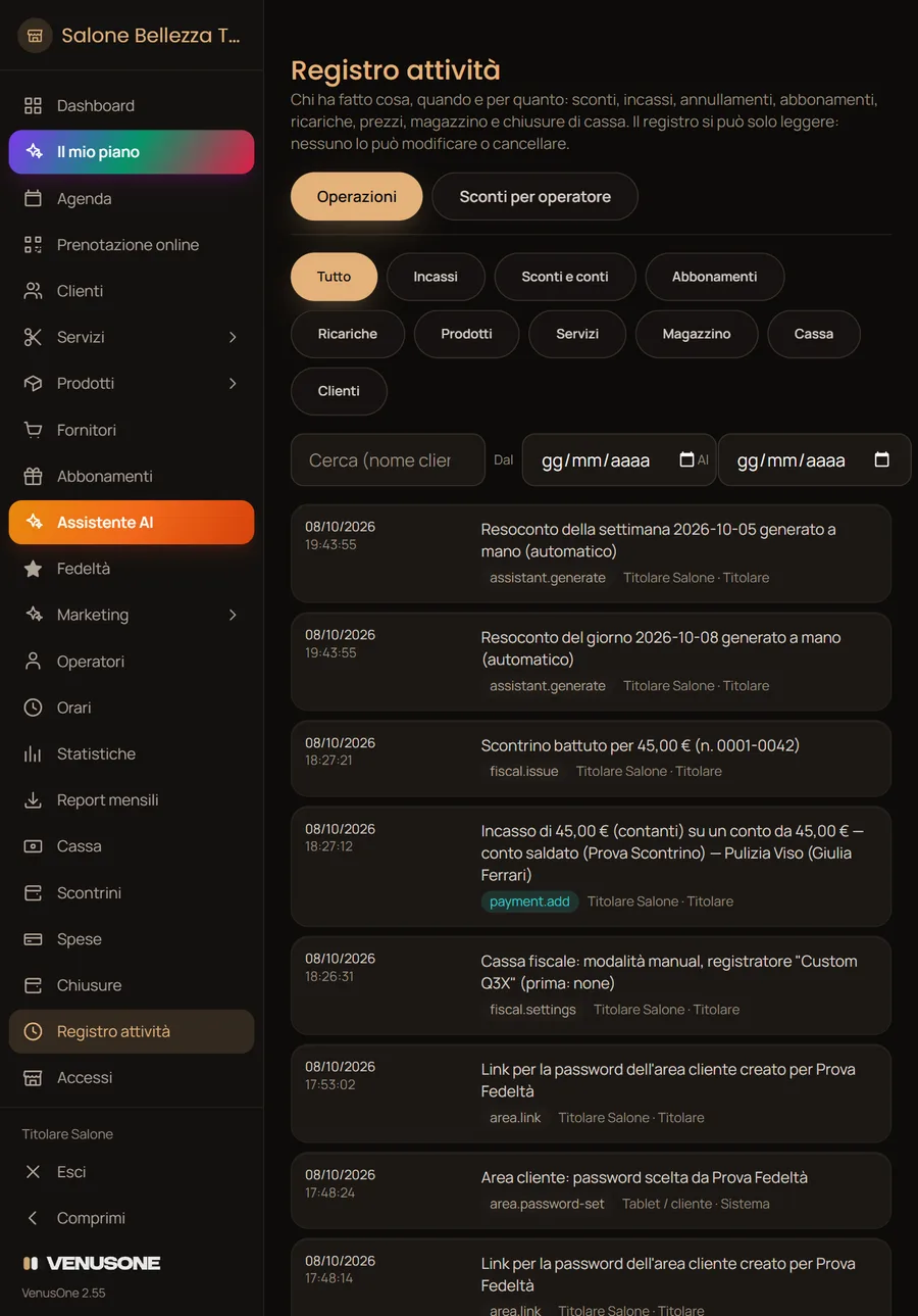 Registro attività sul tablet con incassi e scontrini battuti